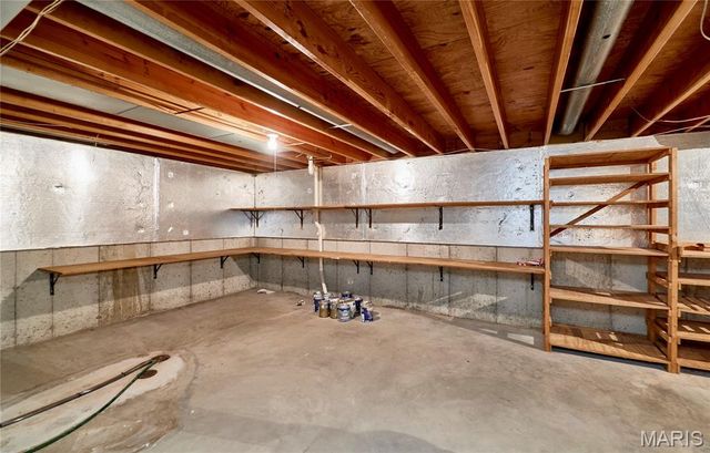 2128 Seven Oaks Drive, St Charles, MO 63303