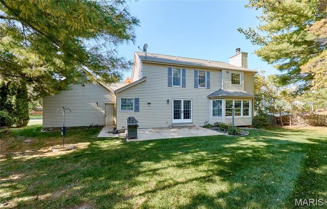 2128 Seven Oaks Drive, St Charles, MO 63303