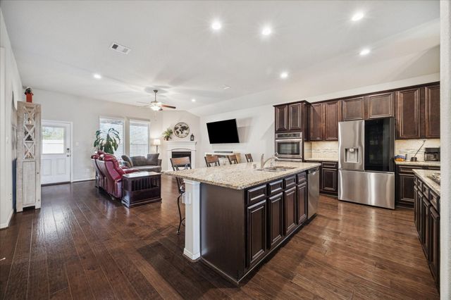 12610 Fort Isabella Drive, Tomball, TX 77375