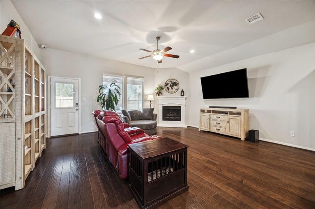 12610 Fort Isabella Drive, Tomball, TX 77375