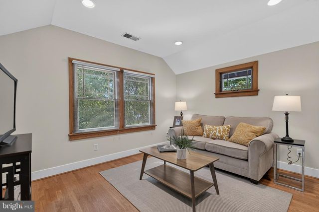 6819 DELAWARE ST, Chevy Chase, MD 20815