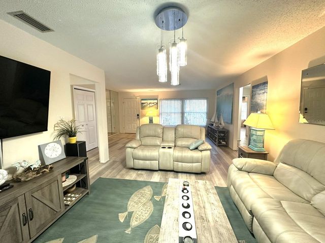 3405 DOVE HOLLOW COURT, Palm Harbor, FL 34683