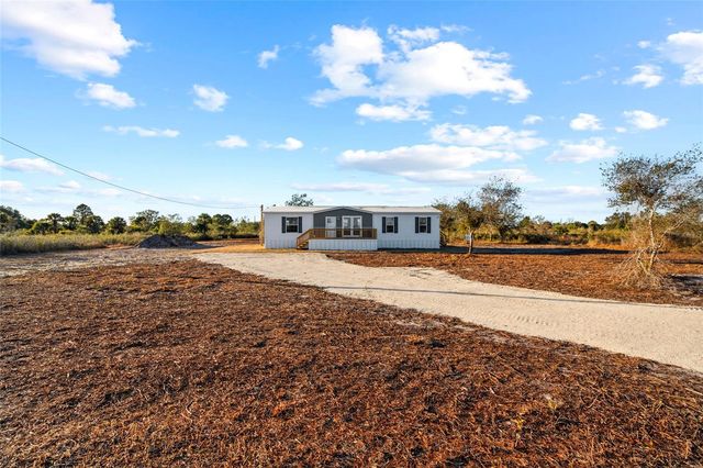 17026 NW 300TH STREET, Okeechobee, FL 34972