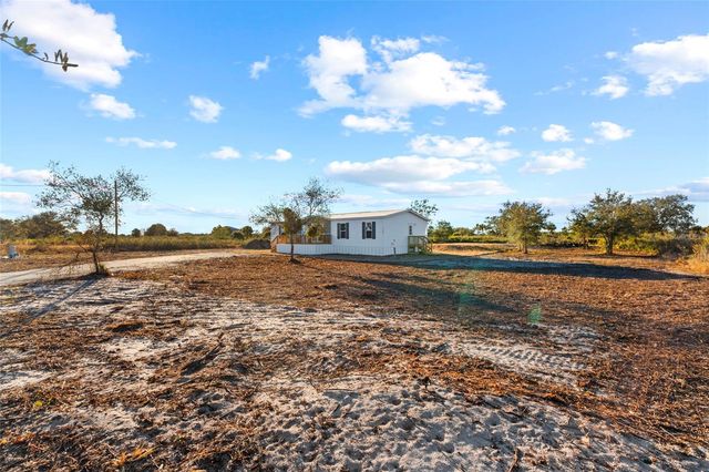 17026 NW 300TH STREET, Okeechobee, FL 34972