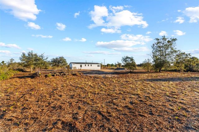 17026 NW 300TH STREET, Okeechobee, FL 34972