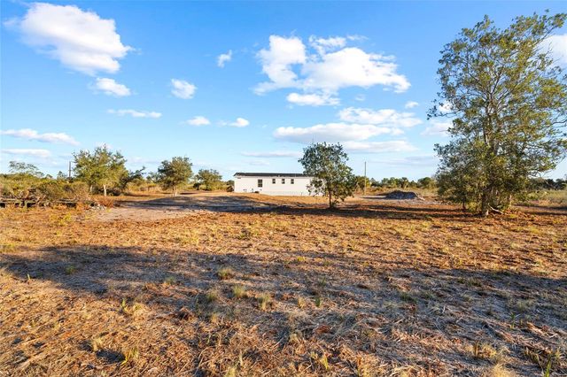 17026 NW 300TH STREET, Okeechobee, FL 34972