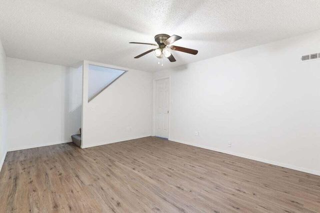 1707 E Walnut Lawn Street, Springfield, MO 65804