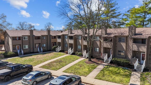 1707 E Walnut Lawn Street, Springfield, MO 65804