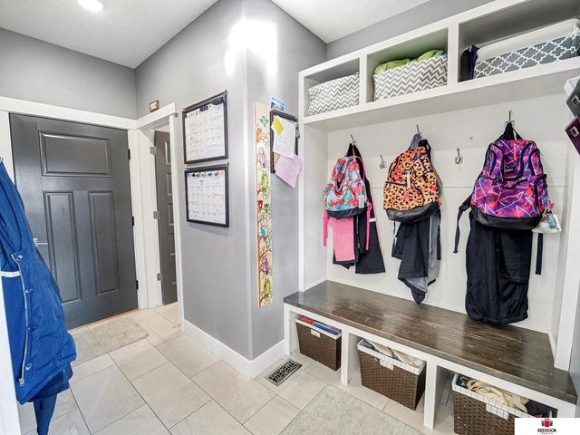 520 White Cap Bay, Lincoln, NE 68527