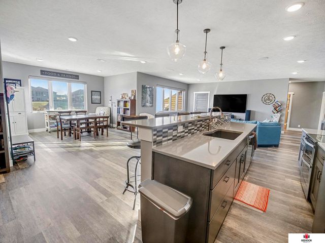 520 White Cap Bay, Lincoln, NE 68527