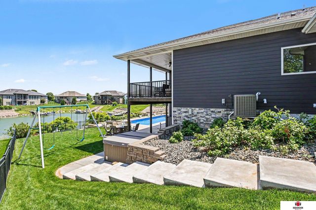 520 White Cap Bay, Lincoln, NE 68527