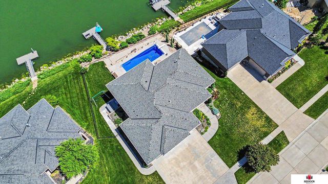 520 White Cap Bay, Lincoln, NE 68527