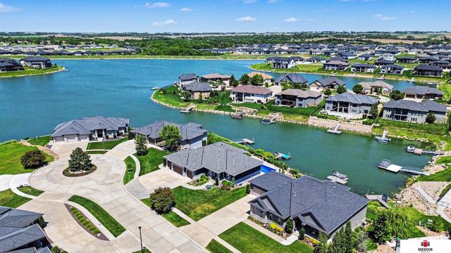 520 White Cap Bay, Lincoln, NE 68527