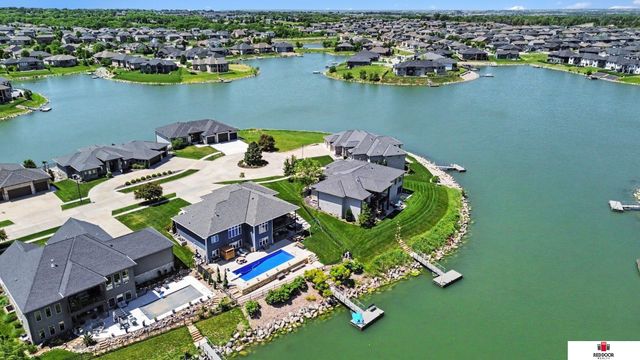 520 White Cap Bay, Lincoln, NE 68527