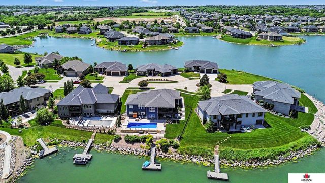 520 White Cap Bay, Lincoln, NE 68527