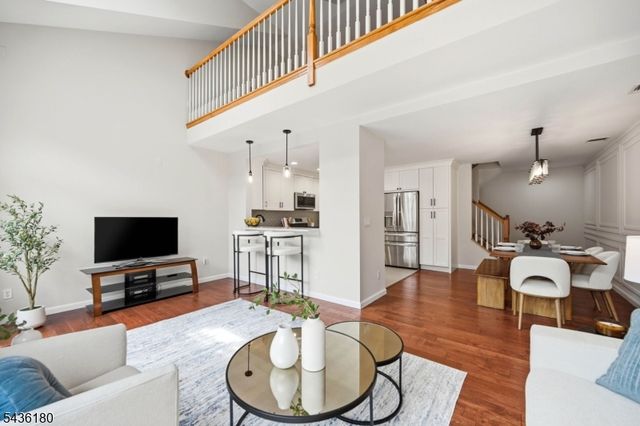 281 Riverwalk Way, Clifton City, NJ 07014