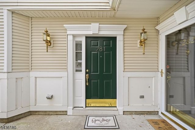 281 Riverwalk Way, Clifton City, NJ 07014