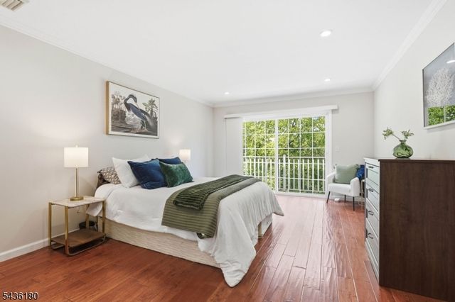 281 Riverwalk Way, Clifton City, NJ 07014