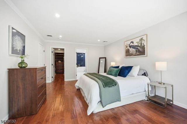 281 Riverwalk Way, Clifton City, NJ 07014