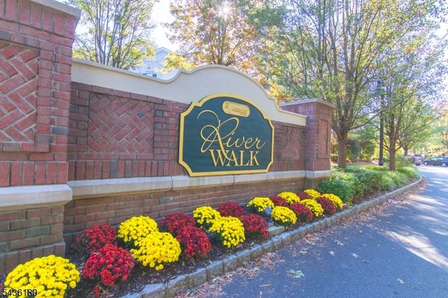 281 Riverwalk Way, Clifton City, NJ 07014