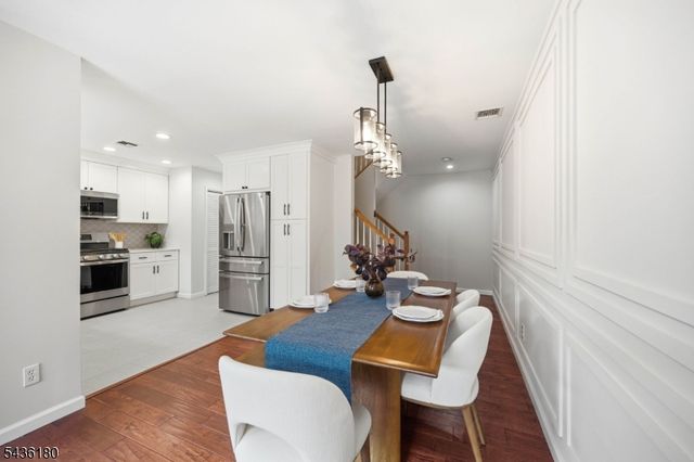 281 Riverwalk Way, Clifton City, NJ 07014