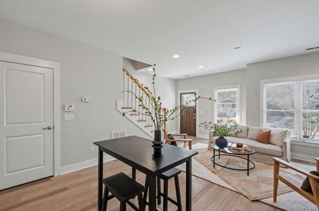 206 36th Avenue, N, Nashville, TN 37209