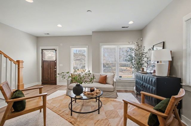 206 36th Avenue, N, Nashville, TN 37209