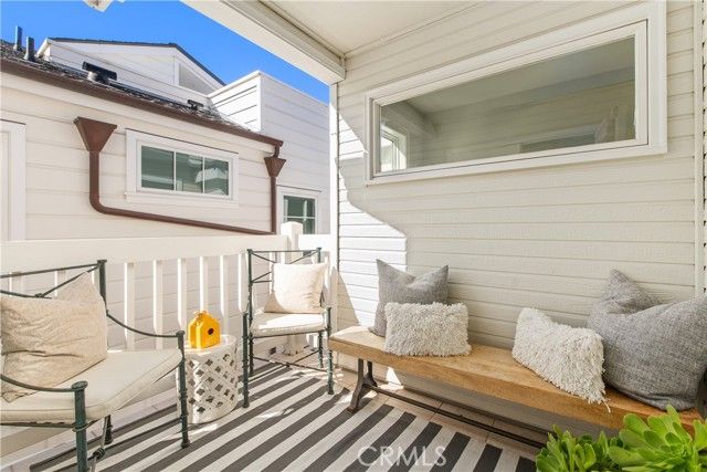 608 Poinsettia Avenue B, Corona Del Mar (newport Beach), CA 92625