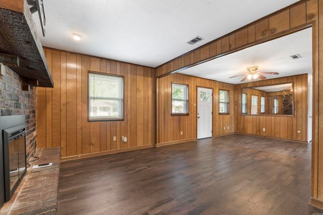 6 Waterfront Drive, Sherwood, AR 72120