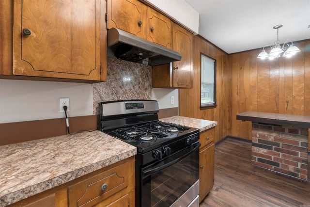 6 Waterfront Drive, Sherwood, AR 72120