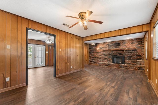 6 Waterfront Drive, Sherwood, AR 72120