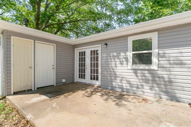 6 Waterfront Drive, Sherwood, AR 72120