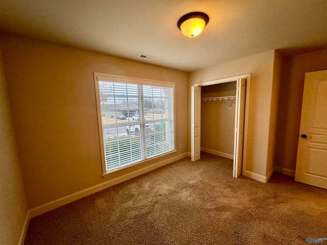 102 Silvermoon Lane, New Market, AL 35811