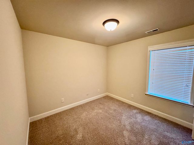 102 Silvermoon Lane, New Market, AL 35811