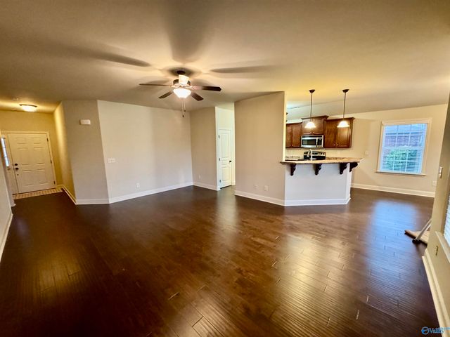 102 Silvermoon Lane, New Market, AL 35811