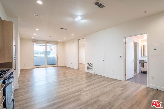 1234 Wilshire Boulevard 203, Los Angeles, CA 90017