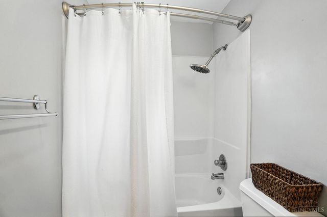 1684 Sanborn Drive, Reading, OH 45215