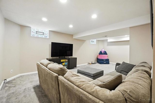 1684 Sanborn Drive, Reading, OH 45215