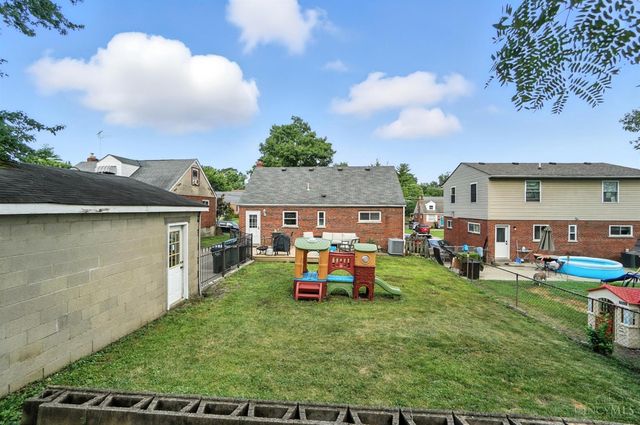 1684 Sanborn Drive, Reading, OH 45215