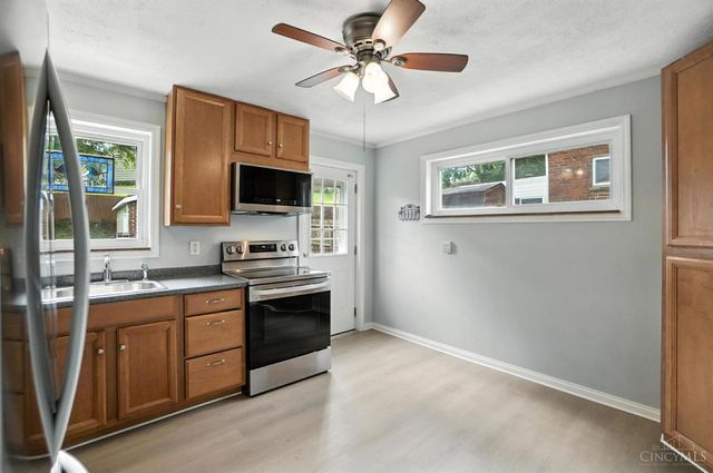 1684 Sanborn Drive, Reading, OH 45215