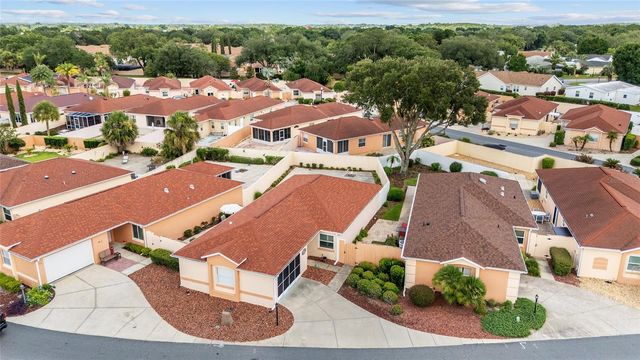 911 MEDIRA DRIVE, Lady Lake, FL 32159