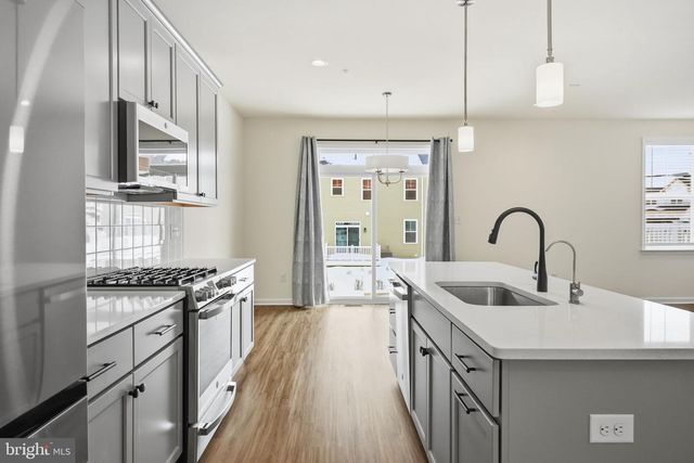 104 VIENNA BLVD, Glenmoore, PA 19343