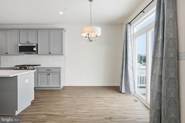 104 VIENNA BLVD, Glenmoore, PA 19343