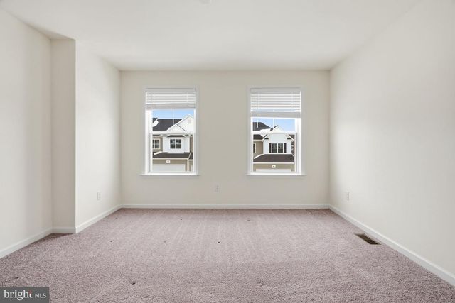 104 VIENNA BLVD, Glenmoore, PA 19343