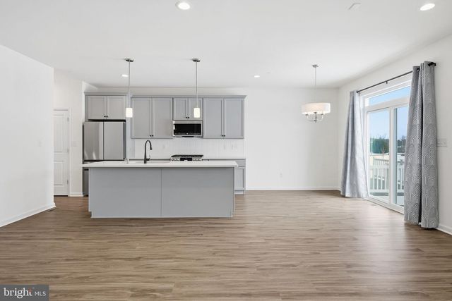 104 VIENNA BLVD, Glenmoore, PA 19343