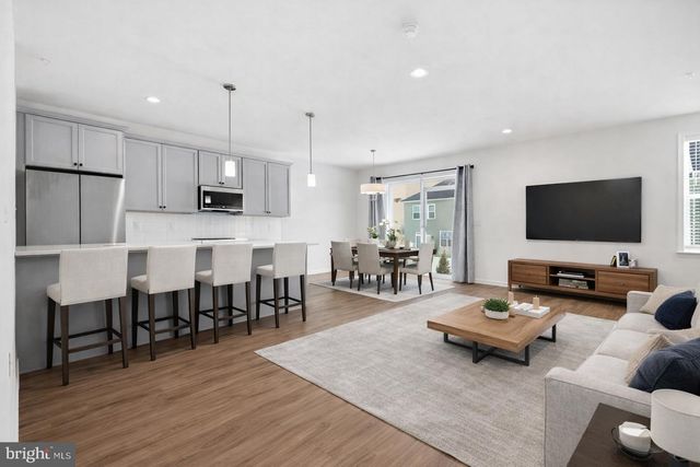 104 VIENNA BLVD, Glenmoore, PA 19343