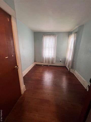 290 1st Street, Newburgh, NY 12550