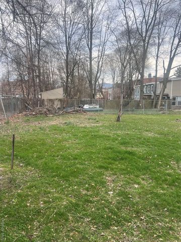 290 1st Street, Newburgh, NY 12550