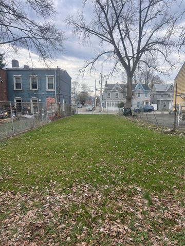 290 1st Street, Newburgh, NY 12550