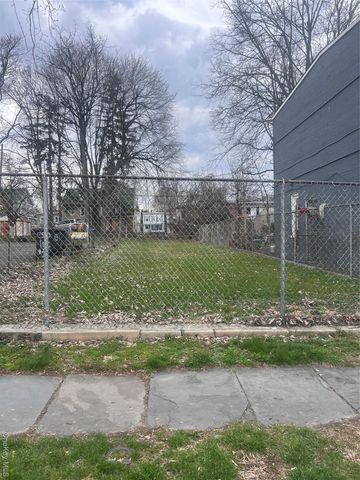 290 1st Street, Newburgh, NY 12550